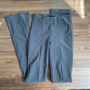 Split hem leggings